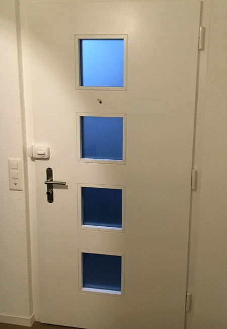 Tuere mit Zusatzschloss